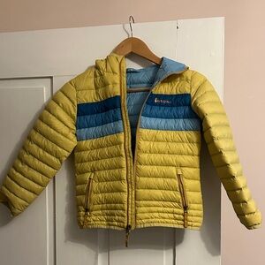 Cotopaxi Kids Fuego Hooded Down Jacket in Yellow and Blue